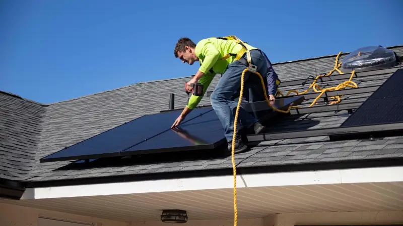 Oost-West Opstelling Zonnepanelen: Opbrengst en